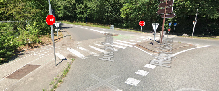 Illustration de : Supprimer les panneaux stop pour les piétons et cyclistes à Maupertuis